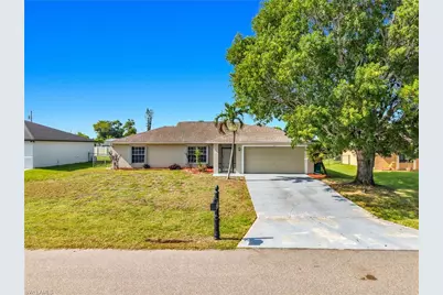 528 SE 27th St, Cape Coral, FL 33904 - Photo 4