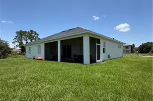 813 Highland Ave, Lehigh Acres, FL 33972 - Photo 6
