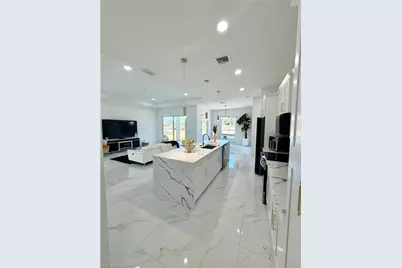 813 Highland Ave, Lehigh Acres, FL 33972 - Photo 12