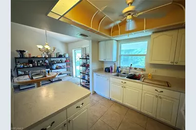 827 NE 17th Ter, Cape Coral, FL 33909 - Photo 6