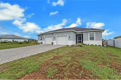 1517 NE 8th Pl, Cape Coral, FL 33909 - Photo 1