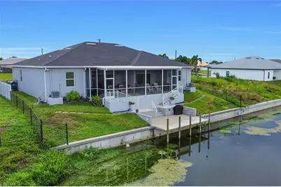 1517 NE 8th Pl, Cape Coral, FL 33909 - Photo 30