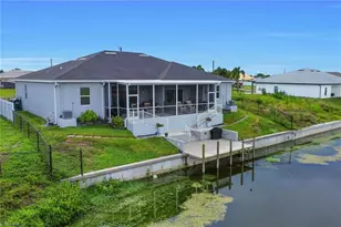 1517 NE 8th Pl, Cape Coral, FL 33909 - Photo 30
