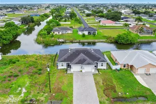 1517 NE 8th Pl, Cape Coral, FL 33909 - Photo 22