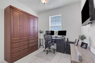 1517 NE 8th Pl, Cape Coral, FL 33909 - Photo 14
