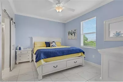 1519 NE 8th Pl, Cape Coral, FL 33909 - Photo 14