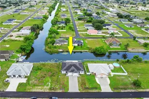 1519 NE 8th Pl, Cape Coral, FL 33909 - Photo 24