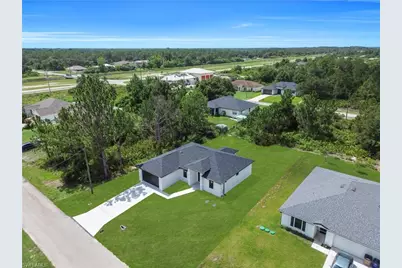 2509 50th St W, Lehigh Acres, FL 33971 - Photo 40