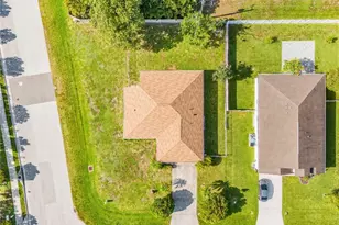 820 SW 16th Terrace, Cape Coral, FL 33991 - Photo 26