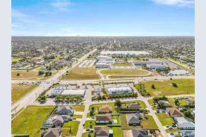 820 SW 16th Ter, Cape Coral, FL 33991 - Photo 6