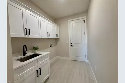 2319 NE 5th Ter, Cape Coral, FL 33993 - Photo 30