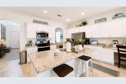 14534 Cantabria Dr, Fort Myers, FL 33905 - Photo 10