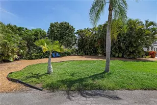 7954 Gabion Ct, Bokeelia, FL 33922 - Photo 12