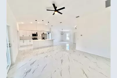 2600 26th St W, Lehigh Acres, FL 33971 - Photo 14