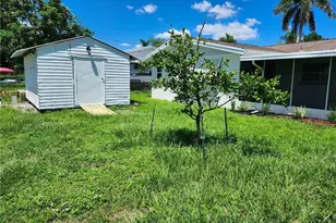 6313 St Andrews Cir S, Fort Myers, FL 33919 - Photo 14