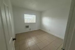 2452 Stella St, Fort Myers, FL 33901 - Photo 2