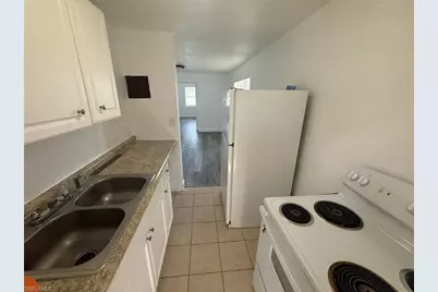 3049 2nd St #4, Fort Myers, FL 33916 - Photo 2