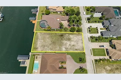 897 W Cape Estates Cir, Cape Coral, FL 33993 - Photo 10