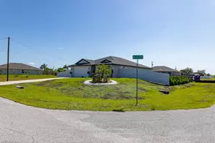2003 NE 6th Ave, Cape Coral, FL 33909 - Photo 6