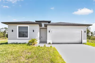 911 Panda Dr, Lehigh Acres, FL 33974 - Photo 6