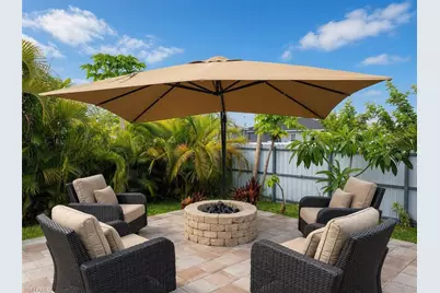 1006 NE 2nd Pl, Cape Coral, FL 33909 - Photo 6