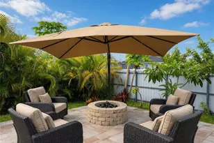 1006 NE 2nd Pl, Cape Coral, FL 33909 - Photo 6