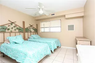 4901 Victoria Dr, Cape Coral, FL 33904 - Photo 12