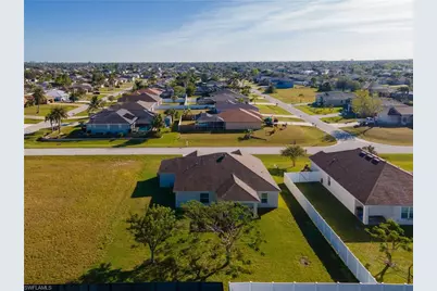 3524 SW 11th Ave, Cape Coral, FL 33914 - Photo 2