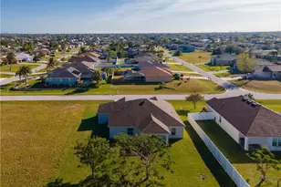 3524 SW 11th Ave, Cape Coral, FL 33914 - Photo 2