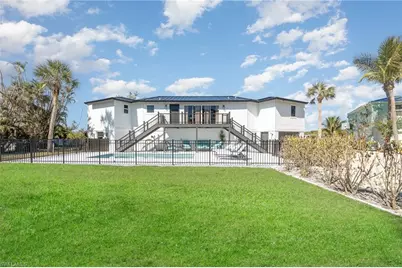 1720 Middle Gulf Dr, Sanibel, FL 33957 - Photo 2