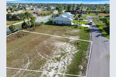 2701 NW 26th Pl, Cape Coral, FL 33993 - Photo 4