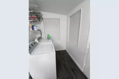 47 Cypress St, North Fort Myers, FL 33903 - Photo 4