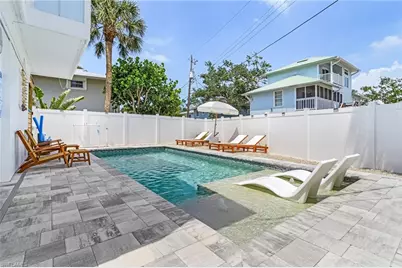 197 Madison Ct, Fort Myers Beach, FL 33931 - Photo 20