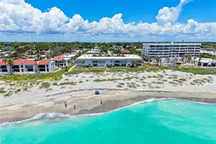 624 Flamingo Dr, Venice, FL 34285 - Photo 2