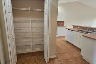 3007 SW Santa Barbara Pl, Cape Coral, FL 33914 - Photo 4