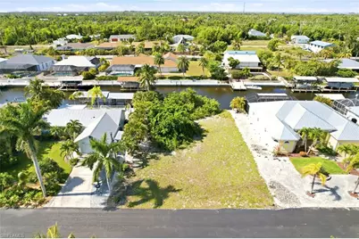 3759 Manatee Dr, Saint James City, FL 33956 - Photo 8