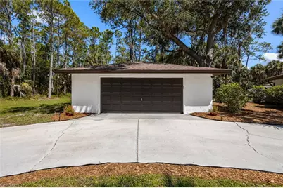 18381 Panther Trail Ln, North Fort Myers, FL 33917 - Photo 4