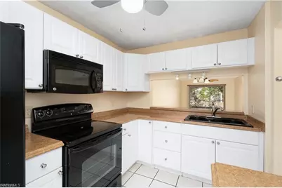 4608 SE 4th Pl #6, Cape Coral, FL 33904 - Photo 4