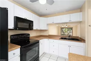 4608 SE 4th Pl, Cape Coral, FL 33904 - Photo 4