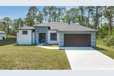 872 Spaulding St E, Lehigh Acres, FL 33974 - Photo 1
