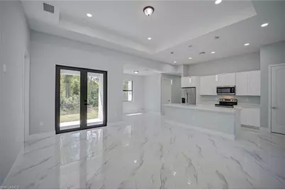 872 Spaulding St E, Lehigh Acres, FL 33974 - Photo 6