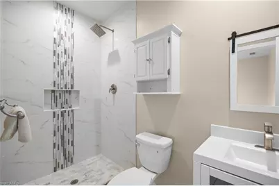 1813 SE 8th Ave, Cape Coral, FL 33990 - Photo 18