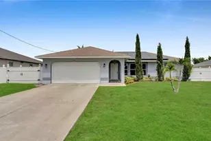 221 NE 23rd Ave, Cape Coral, FL 33909 - Photo 2