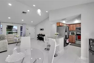 221 NE 23rd Ave, Cape Coral, FL 33909 - Photo 8