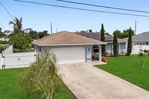 221 NE 23rd Ave, Cape Coral, FL 33909 - Photo 4
