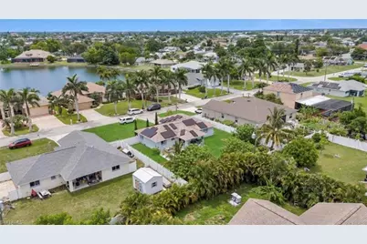221 NE 23rd Ave, Cape Coral, FL 33909 - Photo 28