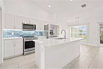 841 NE 6th Ave, Cape Coral, FL 33909 - Photo 6