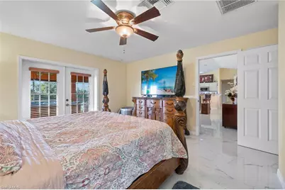 610 NE 12th St, Cape Coral, FL 33909 - Photo 14