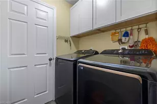 610 NE 12th St, Cape Coral, FL 33909 - Photo 12