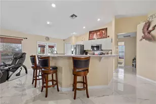 610 NE 12th St, Cape Coral, FL 33909 - Photo 6